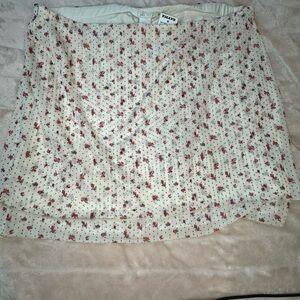 Full Tilt Floral Mini Skirt - Cream and Red